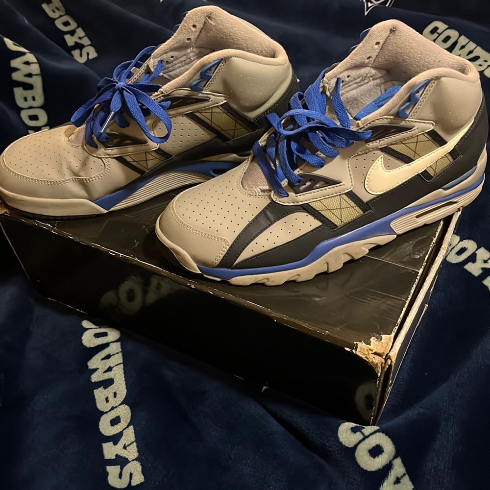 Nike Bo Jacksons 9.5 $70